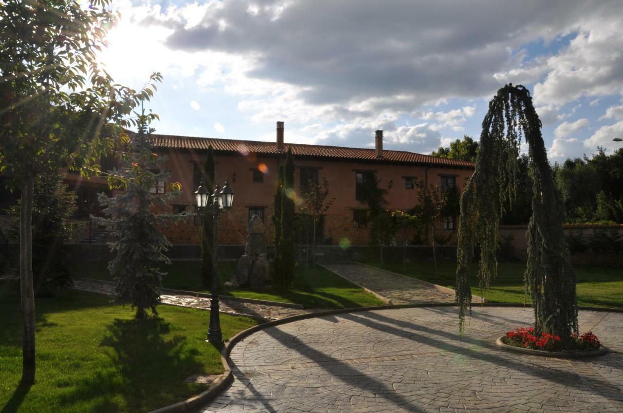 Hotel Palacio del Conde de Rebolledo Villaviciosa de la Ribera Exterior foto